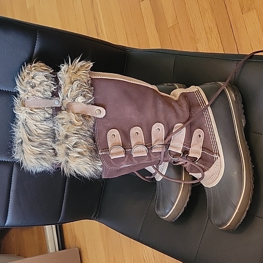 Sorel Joan of Artic womens winter boots  like new
